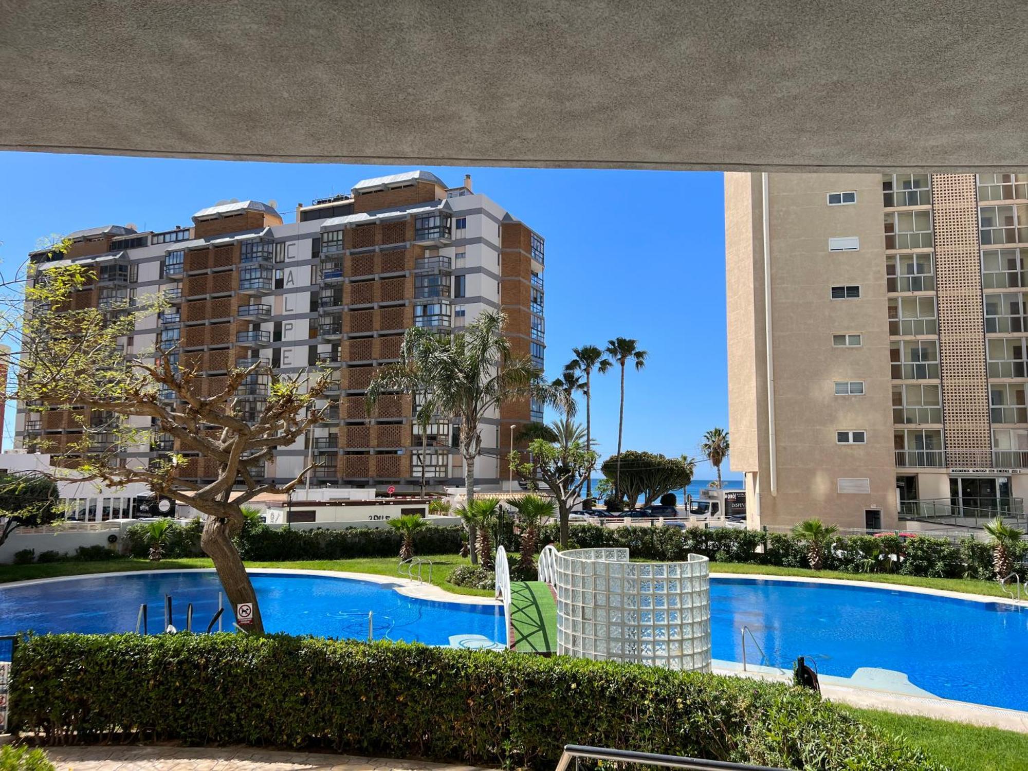 Cozy Apartment Apolo XIV Seaview Калпе Екстериор снимка